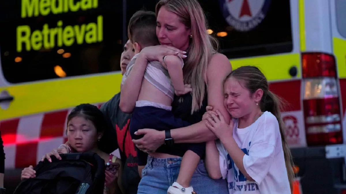 सिडनी के मॉल में चाकूबाजी व फायरिंग की घटना, पांच लोगों की मौत, पुलिस ने मार गिराया हमलावर