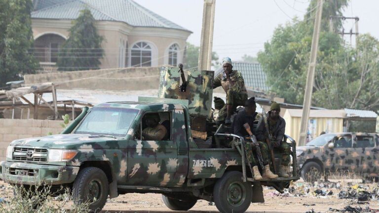 Nigeria Assault: नाइजीरिया में अंधाधुंध गोलीबारी कर 40 ग्रामीणों की हत्या, आतंकियों ने कई घरों में लगाई आग