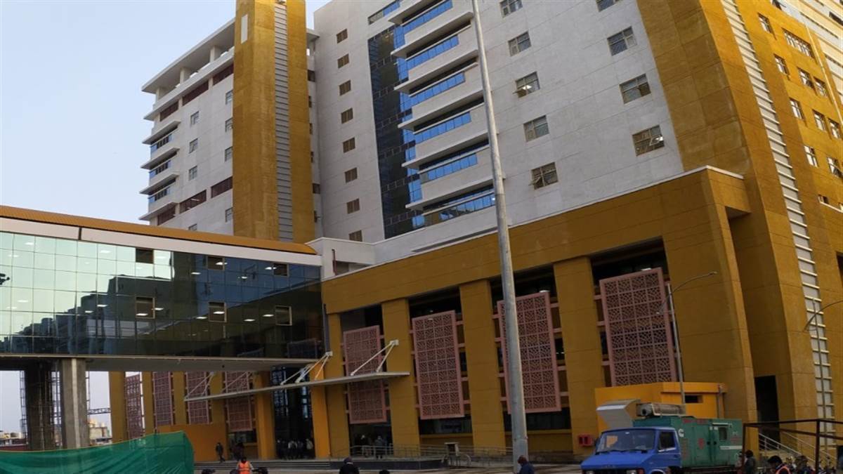 Bhopal Information: सरकारी अस्पतालाें में हेल्पलाइन नंबर से मिलेगा अपाइंटमेंट, लाइन व पर्चे से मिलेगी मुक्ति