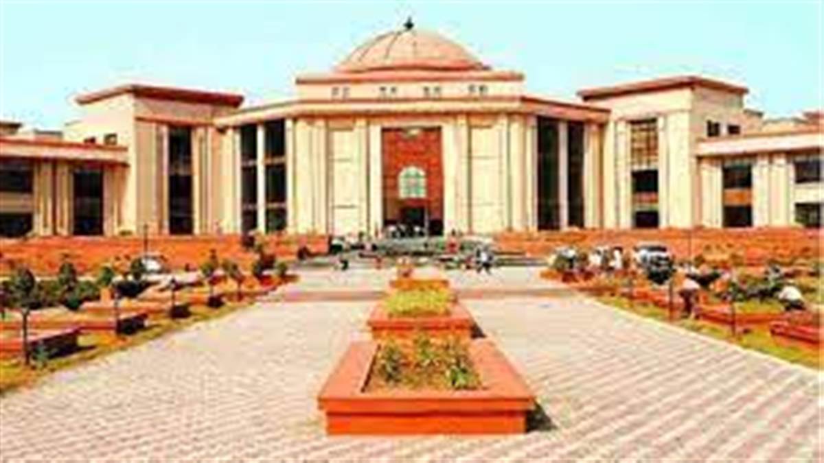 Bilaspur Courtroom Information : एक न्यायिक अफसर को अधिकतम तीन साल की मिलेगी प्रतिनियुक्ति