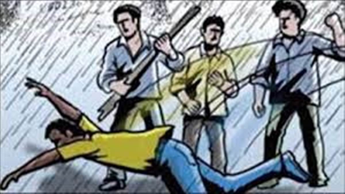 Bilaspur Crime Information: दोस्त को प्रेमिका से मिलाने लाया था, मोहल्ले के युवकों ने कर दी पिटाई