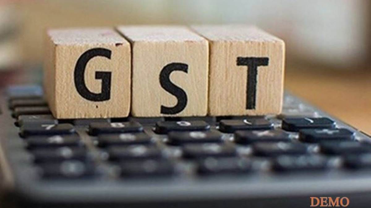 GST भुगतान नहीं करने वाले व्यवसायियों पर सरकार सख्‍त, दो कंपनियाें से 1.75 करोड़ रुपये टैक्स वसूली, एक को नोटिस