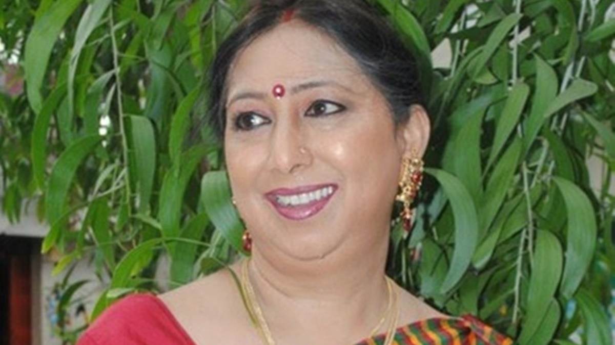 Mamta Chandrakar: विवादों में घिरीं खैरागढ़ इंदिरा कला संगीत विश्वविद्यालय की कुलपति ममता चंद्राकर बर्खास्त