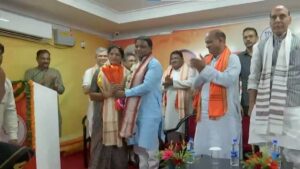 Mohan Charan Majhi: मोहन मांझी होंगे ओडिशा के नए मुख्यमंत्री, विधायक दल की बैठक में हुआ फैसला Mohan Charan Majhi: मोहन मांझी होंगे ओडिशा के नए मुख्यमंत्री, विधायक दल की बैठक में हुआ फैसला