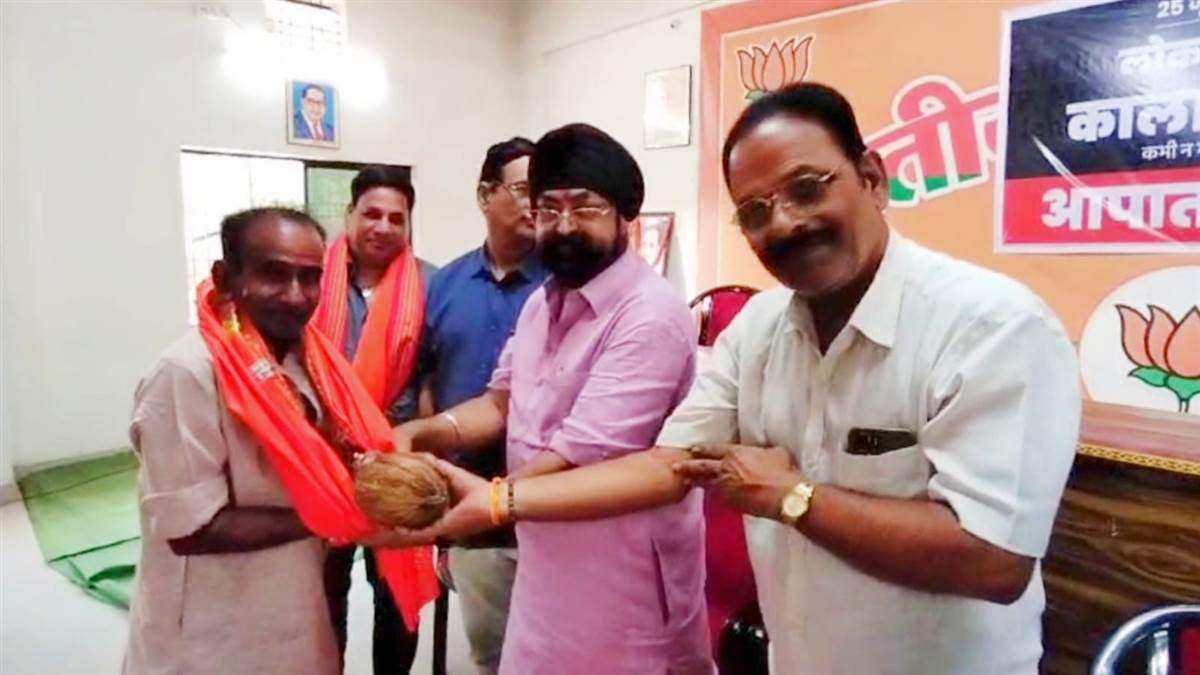 Mungeli Information : जिले के 13 मीसाबंदियों का किया गया सम्मान