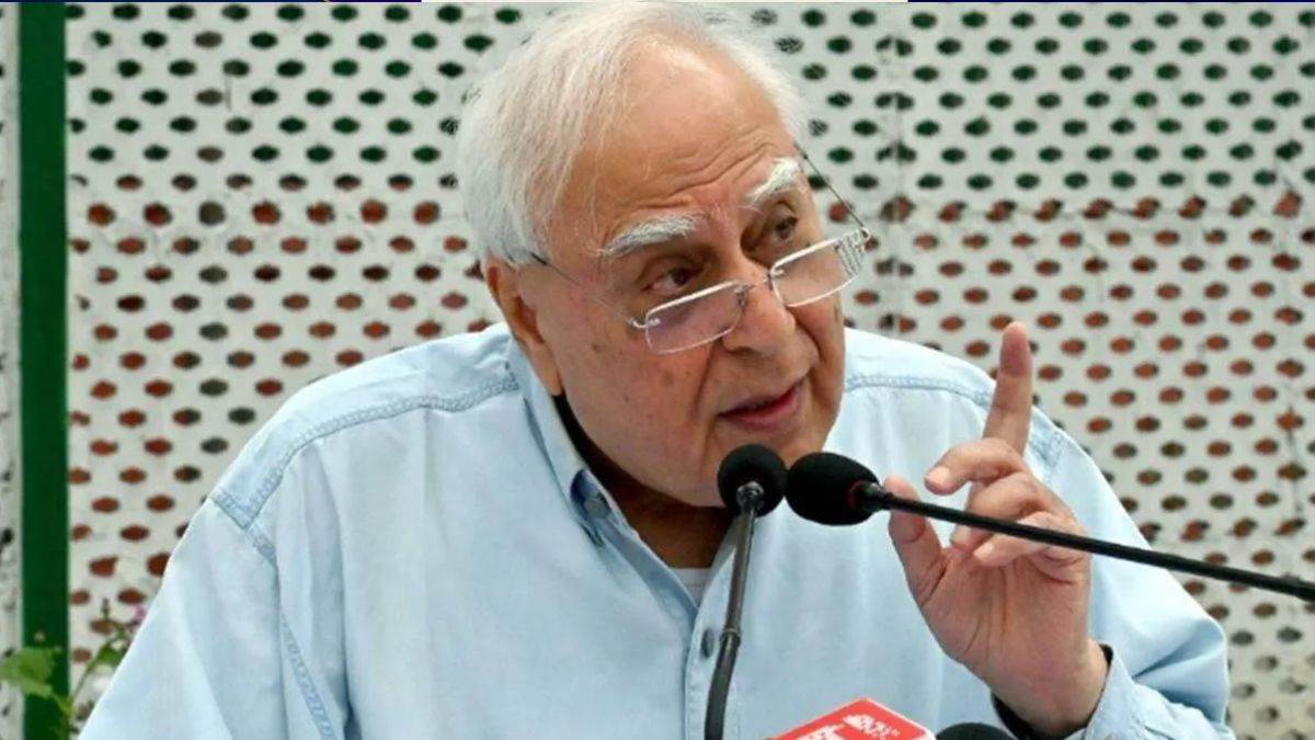 NEET परीक्षा में कथित गड़बड़ी पर कपिल सिब्बल ने लगाए आरोप, कहा- PM मोदी की चुप्पी ठीक नहीं