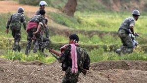 Naxal Encounter in CG: छत्तीसगढ़ में नक्सलियों के खिलाफ फिर बड़ा एक्शन, नारायणपुर मुठभेड़ में आठ नक्सली ढेर Naxal Encounter in CG: छत्तीसगढ़ में नक्सलियों के खिलाफ फिर बड़ा एक्शन, नारायणपुर मुठभेड़ में आठ नक्सली ढेर