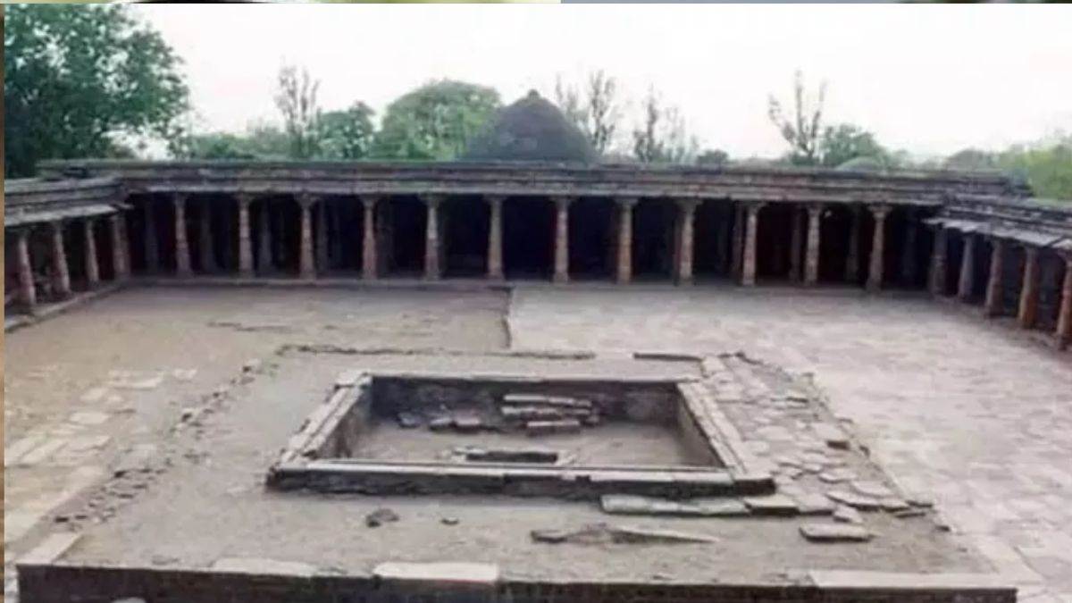 Bhojshala Survey: धार की भोजशाला पर अब जैन समाज का दावा, हाई कोर्ट में कहा- खोदाई में मिलीं मूर्तियां उनके तीर्थंकर की