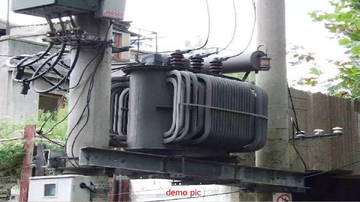 Gwalior Electrical energy Information: शून्य हादसे का लक्ष्य पर बिना उपकरण के स्टाफ करता काम