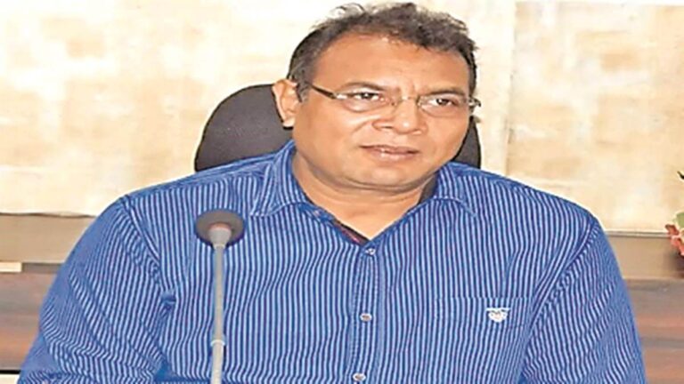 CGPSC Rip-off: सीजीपीएससी घोटाले में पूर्व चेयरमैन टामन सिंह सोनवानी के साथ बजरंग पावर के डायरेक्टर गिरफ्तार CGPSC Rip-off: सीजीपीएससी घोटाले में पूर्व चेयरमैन टामन सिंह सोनवानी के साथ बजरंग पावर के डायरेक्टर गिरफ्तार