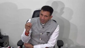MP Information: भाजपा के पिट्ठू की तरह न करें काम… जीतू पटवारी की चुनाव आयोग से अपील, सीएम मोहन यादव पर भी कसा तंज MP Information: भाजपा के पिट्ठू की तरह न करें काम… जीतू पटवारी की चुनाव आयोग से अपील, सीएम मोहन यादव पर भी कसा तंज