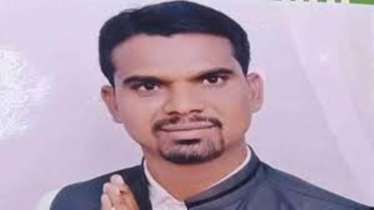 Mukesh Malhotra: विजयपुर से उपचुनाव जीते मुकेश मल्होत्रा जमीन से जुड़े हैं, लोकसभा चुनाव में शामिल हुए थे कांग्रेस में Mukesh Malhotra: विजयपुर से उपचुनाव जीते मुकेश मल्होत्रा जमीन से जुड़े हैं, लोकसभा चुनाव में शामिल हुए थे कांग्रेस में