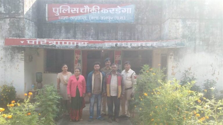 खेत पर चलने से नाराज भाई,भाभी और भतीजे ने किया हमला, गिरफ्तार खेत पर चलने से नाराज भाई,भाभी और भतीजे ने किया हमला, गिरफ्तार