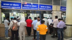 जबलपुर से तीन धार्मिक स्पेशल ट्रेनें चलाने एलएचबी कोच ही नहीं, इधर बुकिंग हो गई पूरी