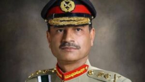 सोशल मीडिया से डरे पाकिस्तान के सेना प्रमुख, सरकार से सोशल मीडिया के इस्तेमाल के लिए मजबूत कानून बनाने का आग्रह