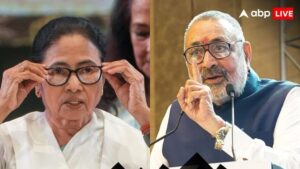 गिरिराज सिंह ने बांग्लादेश में अल्पसंख्यकों पर हमले के खिलाफ बयान पर ममता बनर्जी की आलोचना की