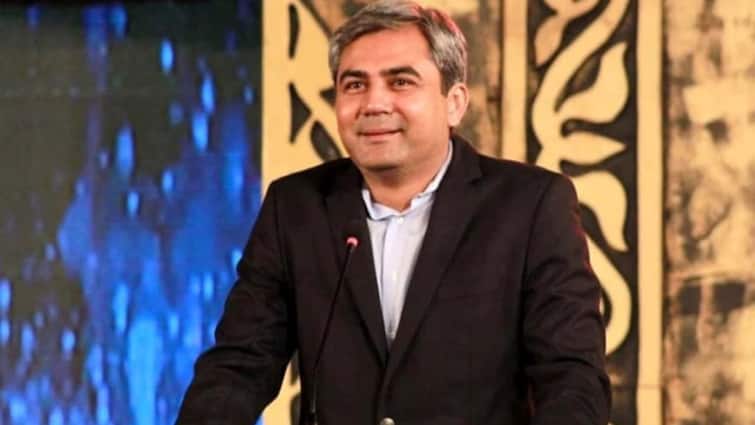 पाकिस्तान क्रिकेट बोर्ड के प्रमुख मोहसिन नकवी ने कराची लाहौर स्टेडियमों को आश्वासन दिया