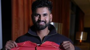 आईपीएल 2025 के लिए पंजाब किंग्स के कप्तान बनने के बाद श्रेयस अय्यर तीन अलग-अलग आईपीएल टीमों की कप्तानी करने वाले पहले भारतीय खिलाड़ी बन जाएंगे।