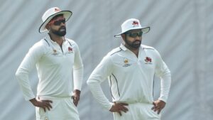 मुंबई बनाम जम्मू और कश्मीर रणजी ट्रॉफी 2024-25 वॉच वीडियो के दौरान रोहित शर्मा के लिए प्रशंसक जप
