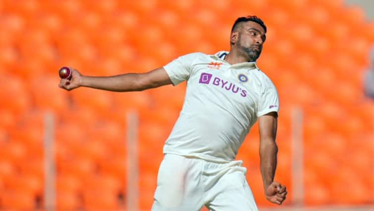 भारतीय क्रिकेट टीम के पूर्व खिलाड़ी रवि अश्विन को पद्मश्री से सम्मानित किया गया, यहां जानें ताजा खेल समाचार