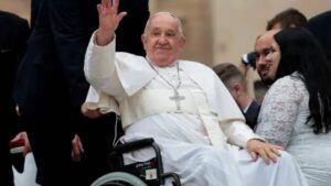 पोप फ्रांसिस की स्वास्थ्य स्थिति स्वास्थ्य के बारे में गंभीर अद्यतन है