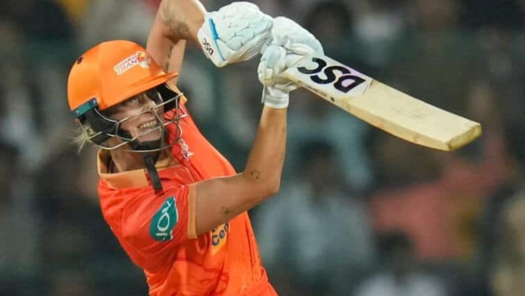 आरसीबी बनाम जीजी डब्लूपीएल 2025 हाइलाइट्स एशले गार्डनर के नेतृत्व में गुजरात दिग्गजों ने रॉयल चैलेंजर्स बैंगलोर को छह विकेट से हराया