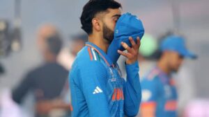 विराट कोहली प्रशंसक गरीब रूप के बाद प्रतिज्ञा लेता है भारत बनाम इंग्लैंड 2 ओडीआई | विराट कोहली के फैन फैन ने ने khasta प kohly प khirण, rayrेट r क rayrिकेटr क r क rabraur को rayraur को r को rayrिकेटir क ray क ray क ray क try क r क कसना