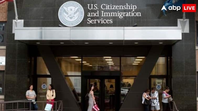 गोल्ड कार्ड बनाम EB-5 वीजा बनाम गोल्ड कार्ड