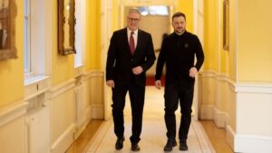 ट्रंंप से बहस के बाद ब्रिटेन के पीएम का चौंकाने वाला बयान, कह दी ये बड़ी बात