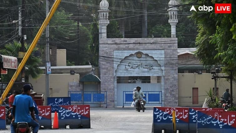 रमजान में भी टारगेट पर अहमदिया मुस्लिम, पाकिस्तानी पुलिस ने नहीं पढ़ने दी नमाज; 45 को उठा ले गए