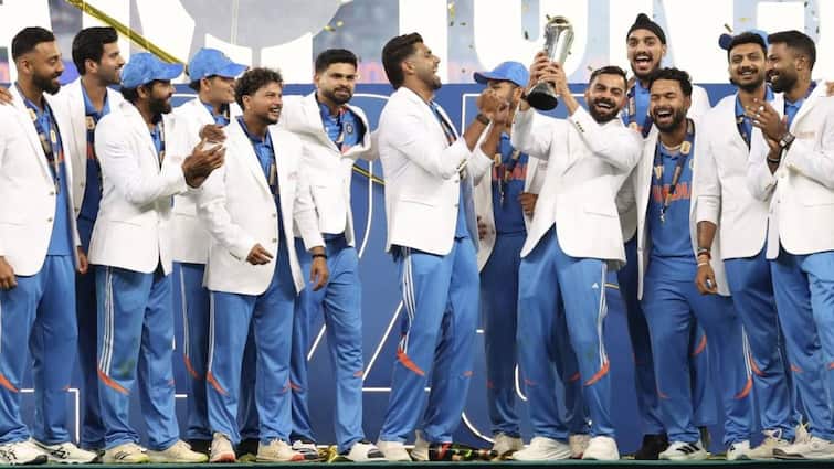 चैंपियंस ट्रॉफी जीतकर भारत ने रचा इतिहास, फाइनल में टूटे कई वर्ल्ड रिकॉर्ड