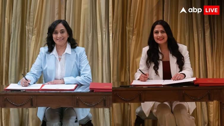 कौन हैं कनाडा की कैबिनेट में शामिल होने वाली भारतीय मूल की अनीता आनंद और कमल खेड़ा