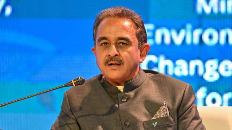 क्या अमेरिका ने जबरन सिखों को बिना पगड़ी के डिपोर्ट किया भारत? विदेश मंत्रालय ने दिया ये जवाब