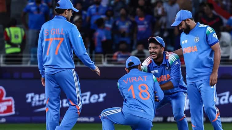 भारत-ऑस्ट्रेलिया सेमीफाइनल में कौन सी टीम फेवरेट? सुनील गावस्कर ने कर डाली बड़ी भविष्यवाणी