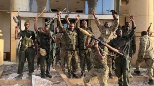 दो टुकड़ों में बंटने वाला है ये मुस्लिम देश, राष्ट्रपति भवन पर हो गया कब्जा, तबाह हो गई राजधानी