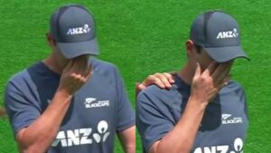 Watch: आंसुओं के साथ छोड़ा मैदान, IND vs NZ फाइनल से बाहर होने के बाद रोने लगे मैट हेनरी; वीडियो