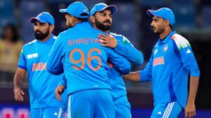 न्यूजीलैंड को हराकर चैंपियंस ट्रॉफी जीतने की मजबूत दावेदार है टीम इंडिया, जाने 3 बड़े फैक्टर न्यूजीलैंड को हराकर चैंपियंस ट्रॉफी जीतने की मजबूत दावेदार है टीम इंडिया, जाने 3 बड़े फैक्टर