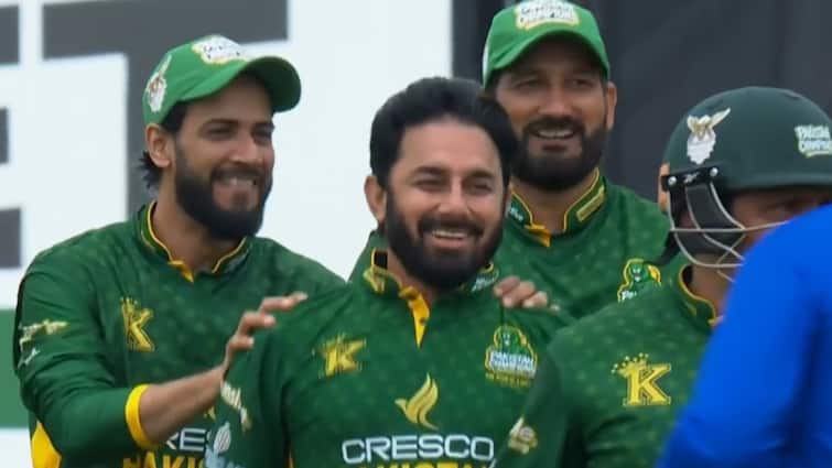 47 साल के गेंदबाज ने मचाया कोहराम, लिए 6 विकेट, पाकिस्तान ने ऑस्ट्रेलिया को 47 गेंदों में ही हर