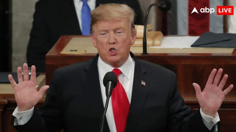 भारत को डेड इकोनॉमी बताया, अब अमेरिका को ही ‘डेड कंट्री’ क्यों कहने लगे डोनाल्ड ट्रंप?