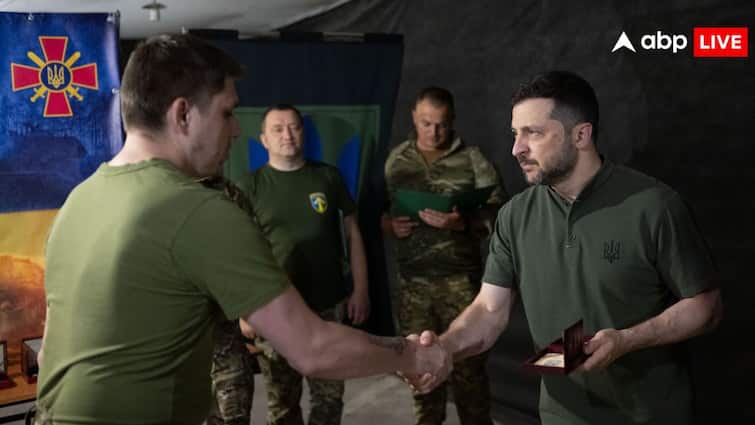 ‘रूस की तरफ से लड़ रहे हैं PAK सैनिक’, जेलेंस्की के दावे से बवाल, इन देशों का भी लिया नाम