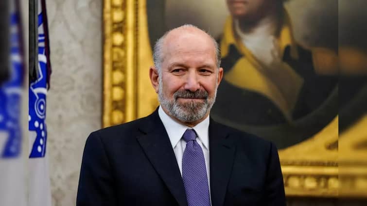 ‘रूसी तेल खरीदना बंद करे भारत वरना…’, अमेरिकी मंत्री हॉवर्ड लुटनिक ने फिर दी धमकी