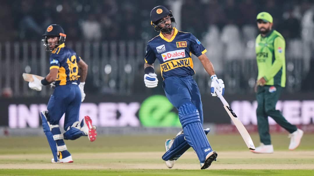 बम विस्फोट के बाद से पाकिस्तान में डरे हुए हैं श्रीलंका के खिलाड़ी, नहीं खेलना चाहते दूसरा ODI