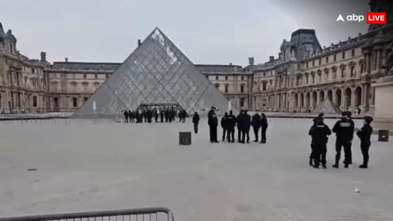 पेरिस के लूव्र म्यूजियम में डकैती मामले में 38 वर्षीय महिला पर आरोप, चोरी के लिए डिस्क कटर का क