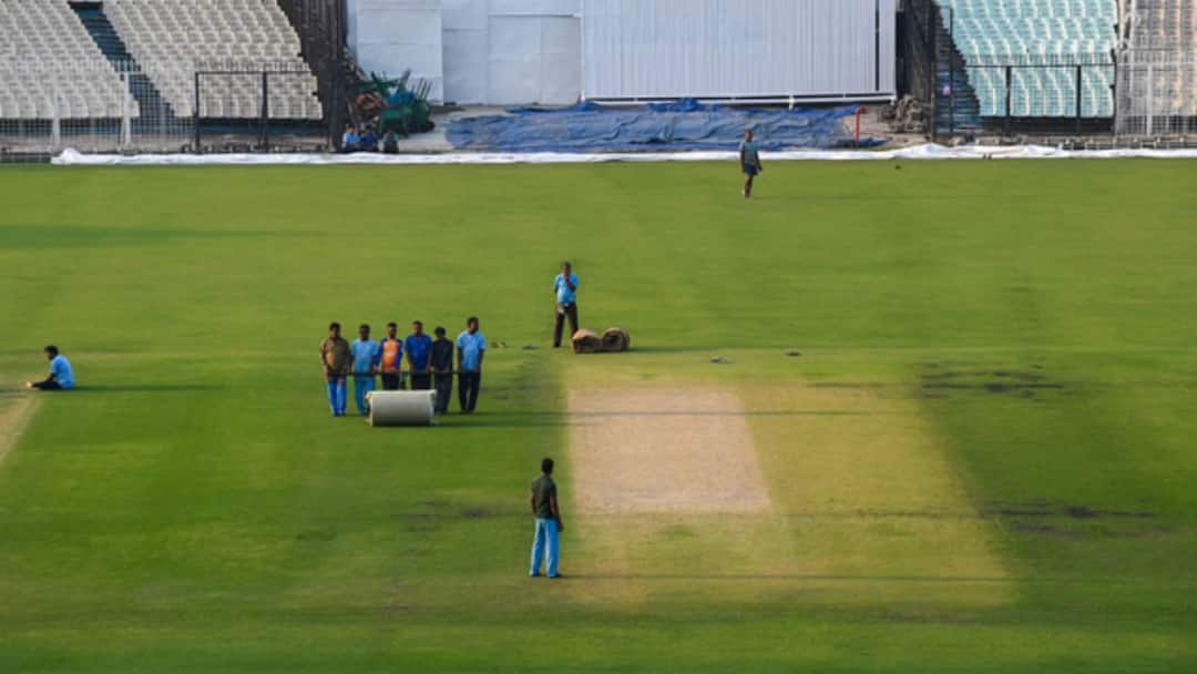 बल्लेबाज या गेंदबाज, कोलकाता की पिच पर कौन मचाएगा तबाही? पहले टेस्ट की पिच रिपोर्ट