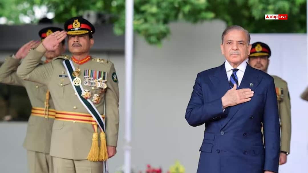 मुनीर को फुल पॉवर देने चले थे शहबाज, संविधान संशोधन के खिलाफ मचा बवाल, PAK में सड़कों पर उतरे ल