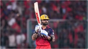 विराट कोहली ने रचा इतिहास, IPL में 9000 रन बनाने वाले पहले बल्लेबाज बने; दर्शक भी झूम उठे