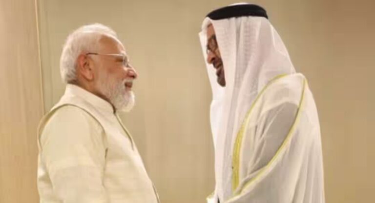 UAE पहुंचते ही मोहम्मद बिन जायद से मिले PM मोदी, हमलों पर बोले – ‘आपके साथ हम…’ UAE पहुंचते ही मोहम्मद बिन जायद से मिले PM मोदी, हमलों पर बोले – ‘आपके साथ हम…’