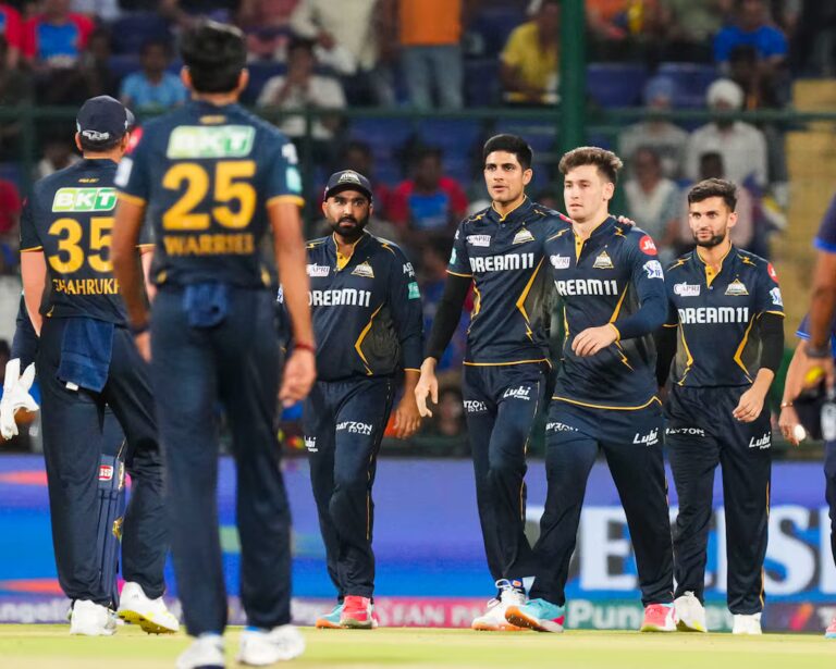हैदराबाद की बल्लेबाजी बुरी तरह फ्लॉप, IPL में दर्ज हुआ सबसे शर्मनाक रिकॉर्ड, पढ़िए हैदराबाद की बल्लेबाजी बुरी तरह फ्लॉप, IPL में दर्ज हुआ सबसे शर्मनाक रिकॉर्ड, पढ़िए