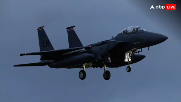 वॉर में ईरान ने चीनी मिसाइल से मार गिराया US का F-15 लड़ाकू विमान! रिपोर्ट में क्या हुआ खुलासा? वॉर में ईरान ने चीनी मिसाइल से मार गिराया US का F-15 लड़ाकू विमान! रिपोर्ट में क्या हुआ खुलासा?