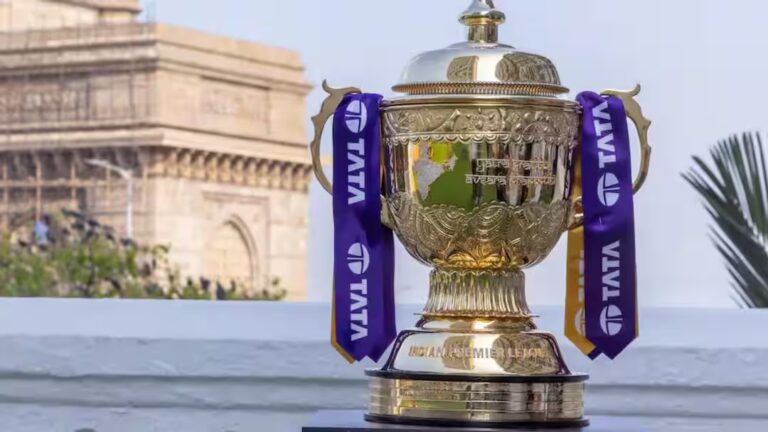 IPL में प्लेऑफ में नहीं पहुंचने वाली टीम को कितनी प्राइज मनी मिलती है? IPL में प्लेऑफ में नहीं पहुंचने वाली टीम को कितनी प्राइज मनी मिलती है?